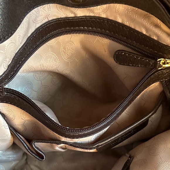 MICHAEL Michael Kors Vanessa Dark Brown Pebbled Leather Medium Shoulder Tote Bag - Picture 13 of 16